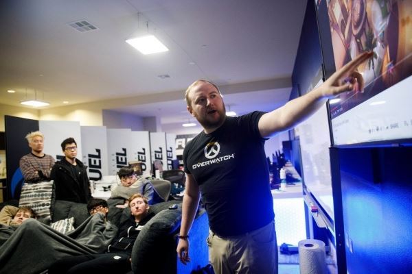 Тренера команды по Overwatch заставили удалить сообщение с критикой в адрес Blizzard